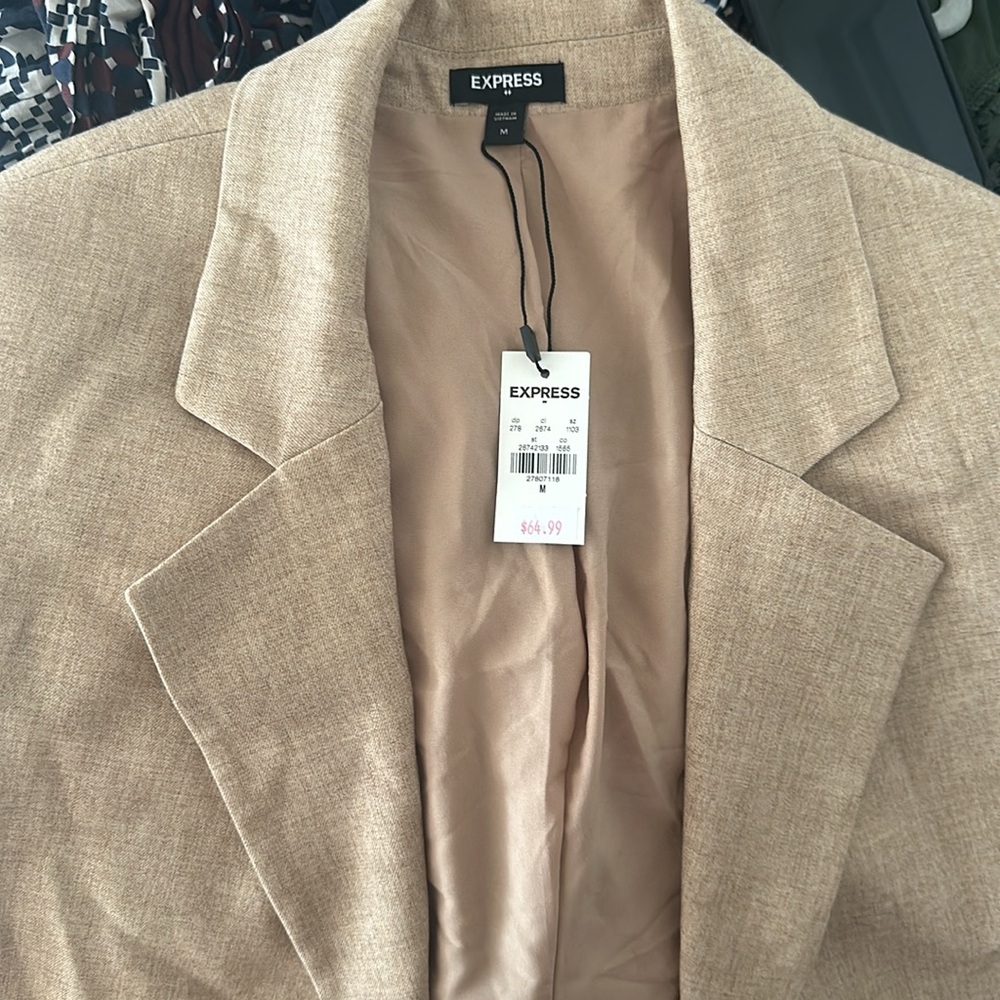 NWT. Express Blazer. Size M